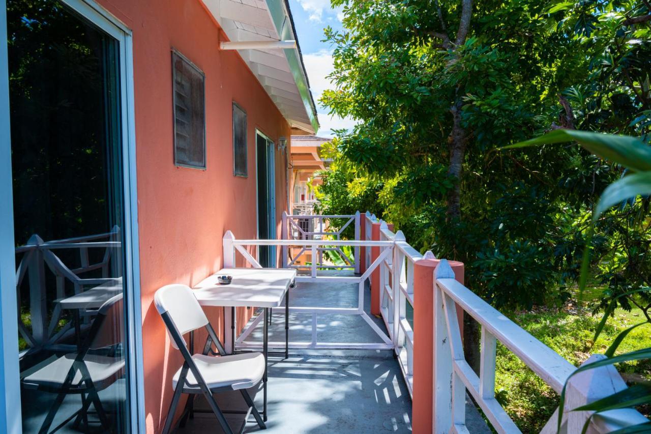 Shields Negril Villas Exterior foto