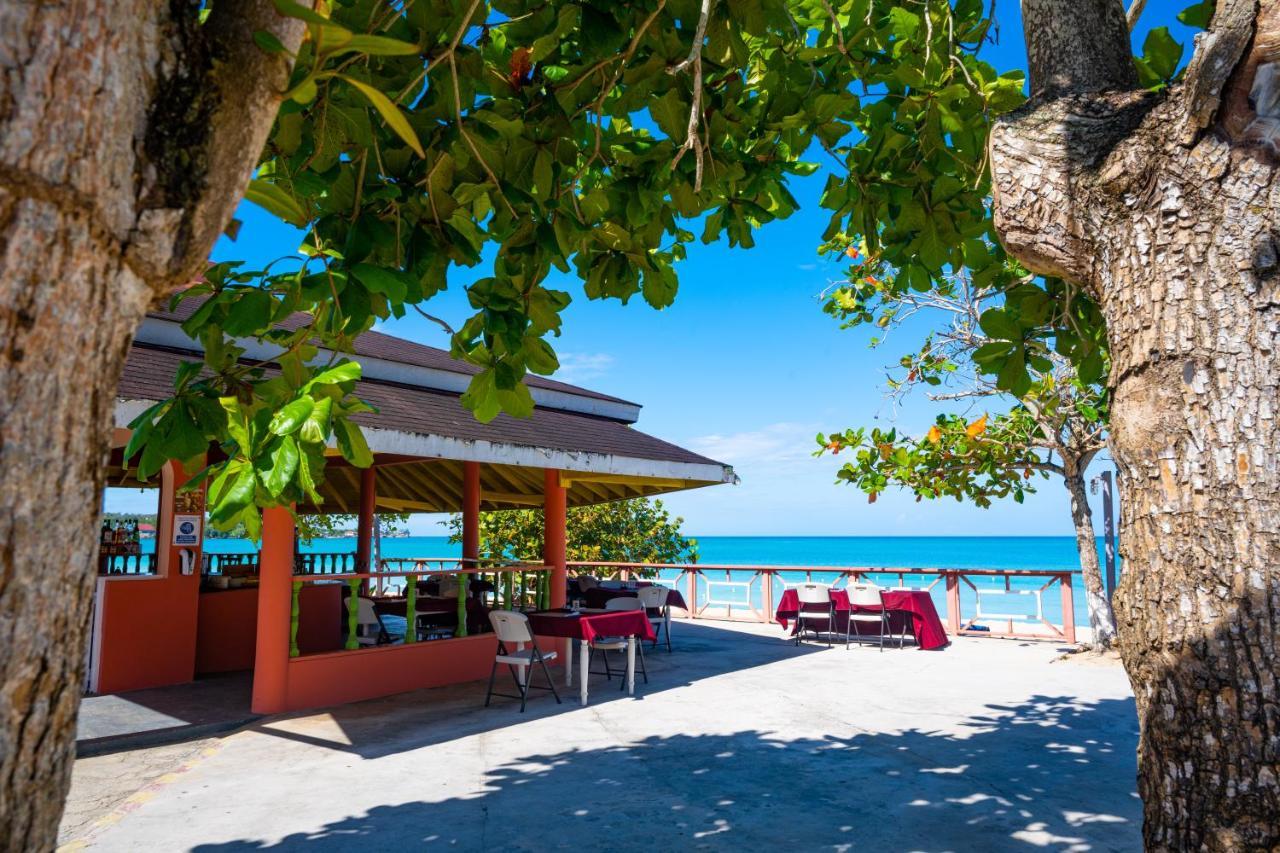 Shields Negril Villas Exterior foto