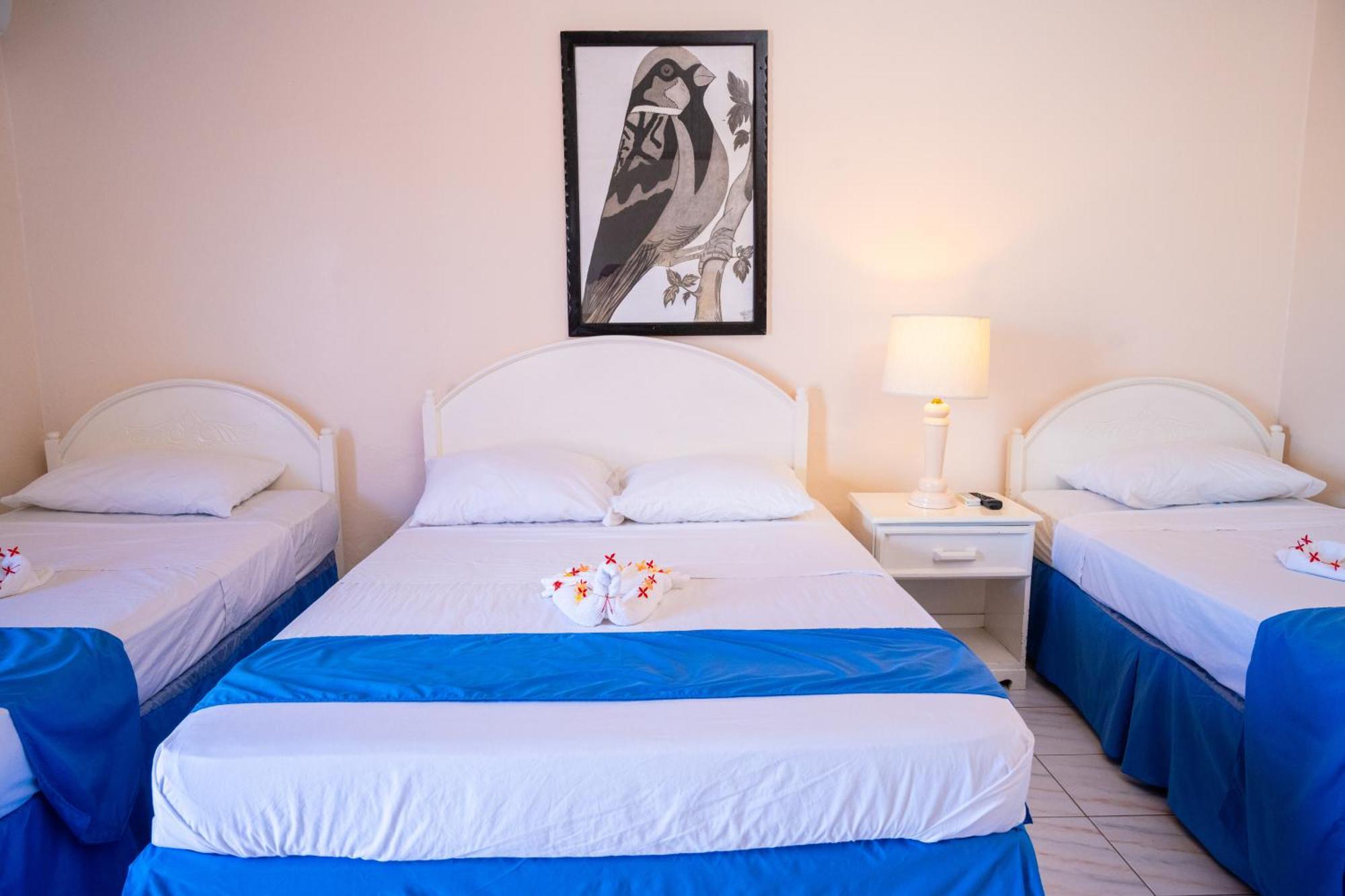 Shields Negril Villas Habitación foto