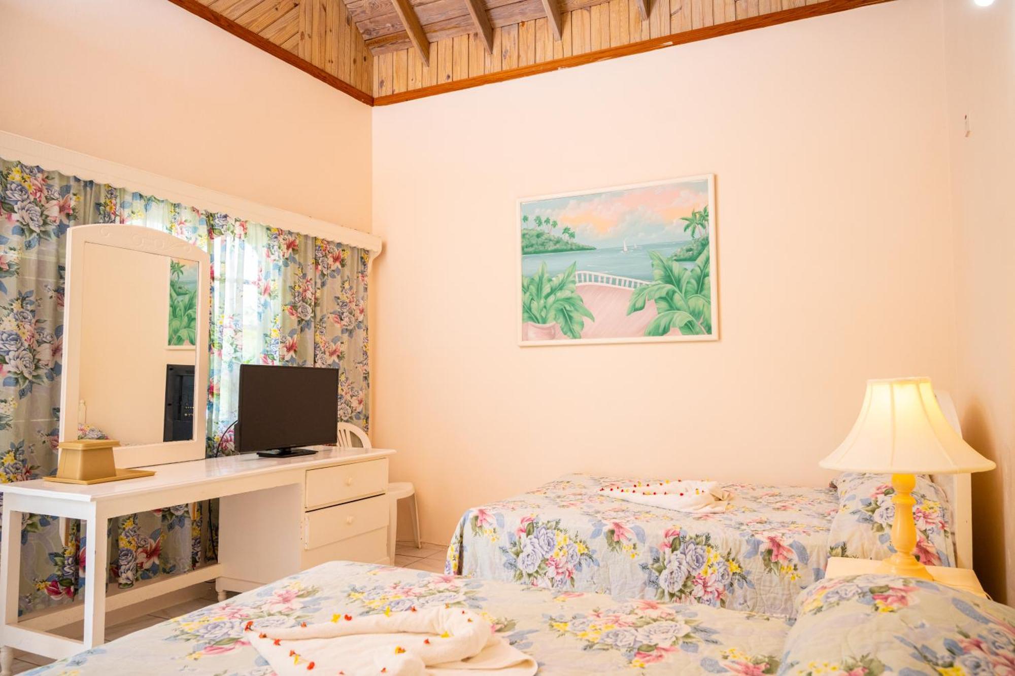 Shields Negril Villas Habitación foto